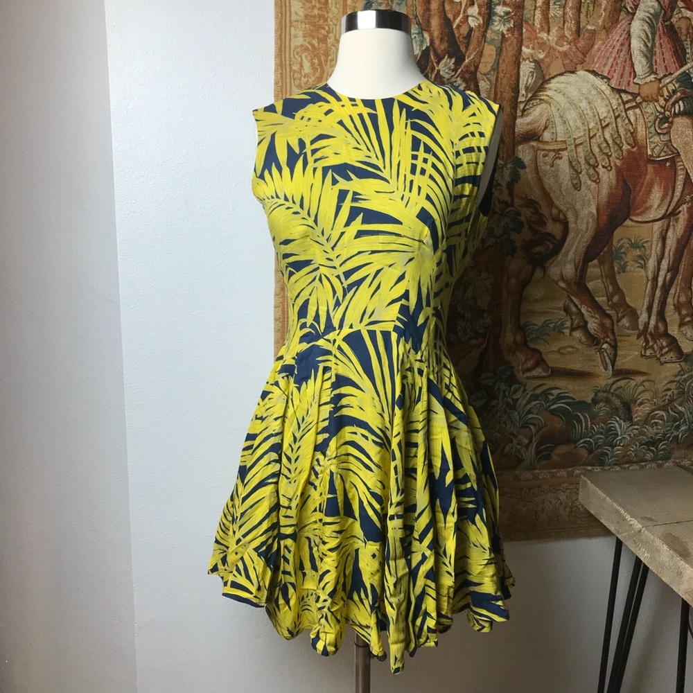 H&M Sleeveless Spring And Summer Dress